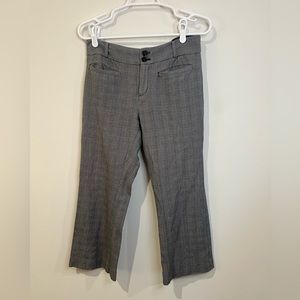 Anthropologie The Essential Flare Work Cropped Pant Women’s size 8